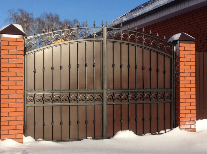 Особенности конструкций разных видов ворот
